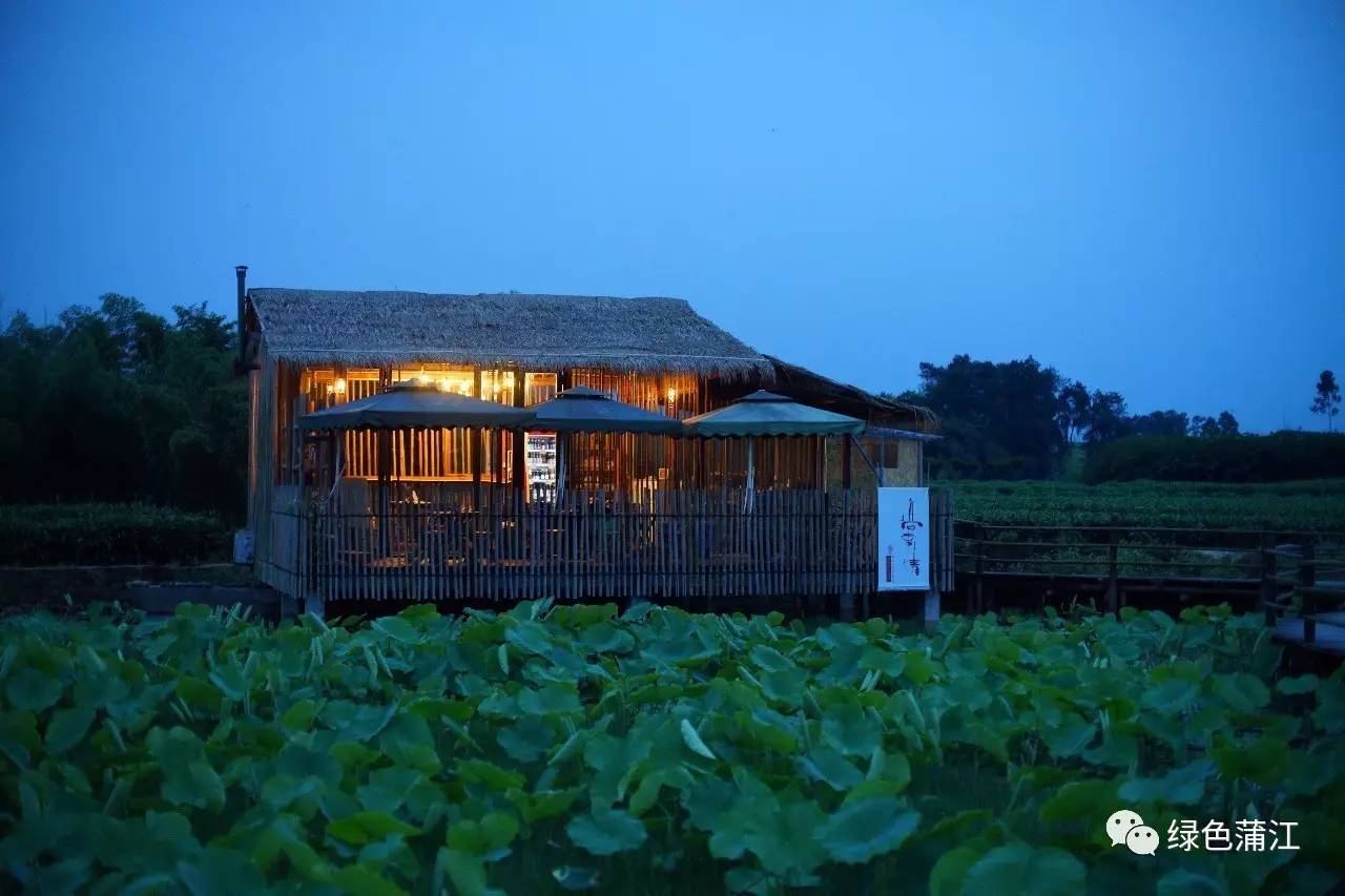 成都明月村值得去吗,成都附近的明月村在哪里