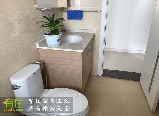 这对80后小夫妻,把家打造的甜蜜又温馨