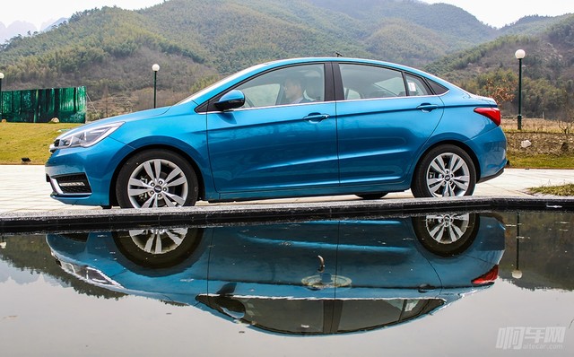 雪佛兰赛欧和奇瑞艾瑞泽5,艾瑞泽5有多值得入手
