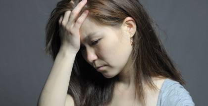 湿气重的危害你知道多少,教你一招辨别体内湿气