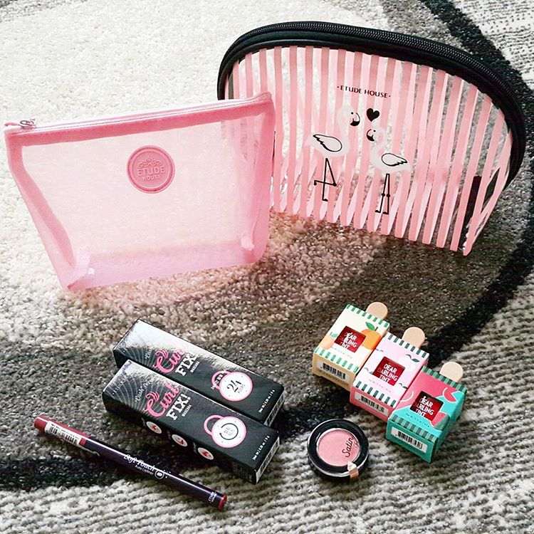 最新美妆单品：红鹤这满额礼得抢！一次收两款火烈鸟包中包