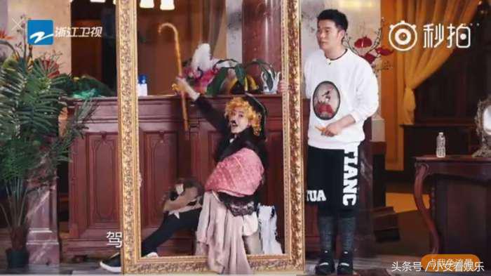 跑男第五季鹿晗热巴撕名牌,跑男中鹿晗和迪丽热巴