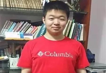 高颜值高考状元震撼视频,高考历史上裸分最高的十位状元