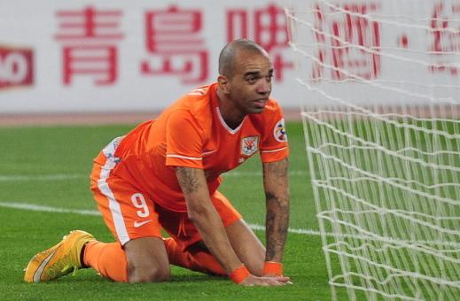 鲁能力量训练,鲁能青训攻击型中场