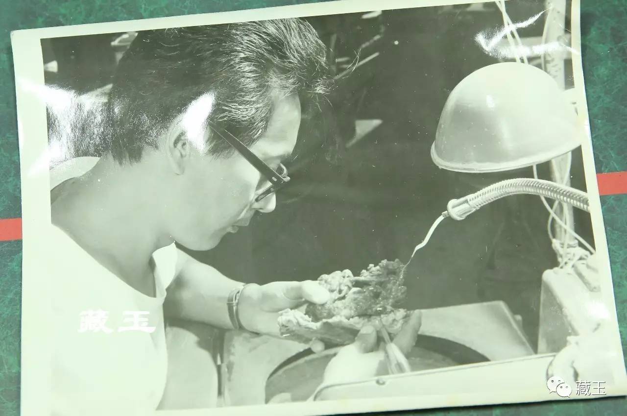 老照片旧时光带你看40年代的北京,七十年代的北京玉器厂