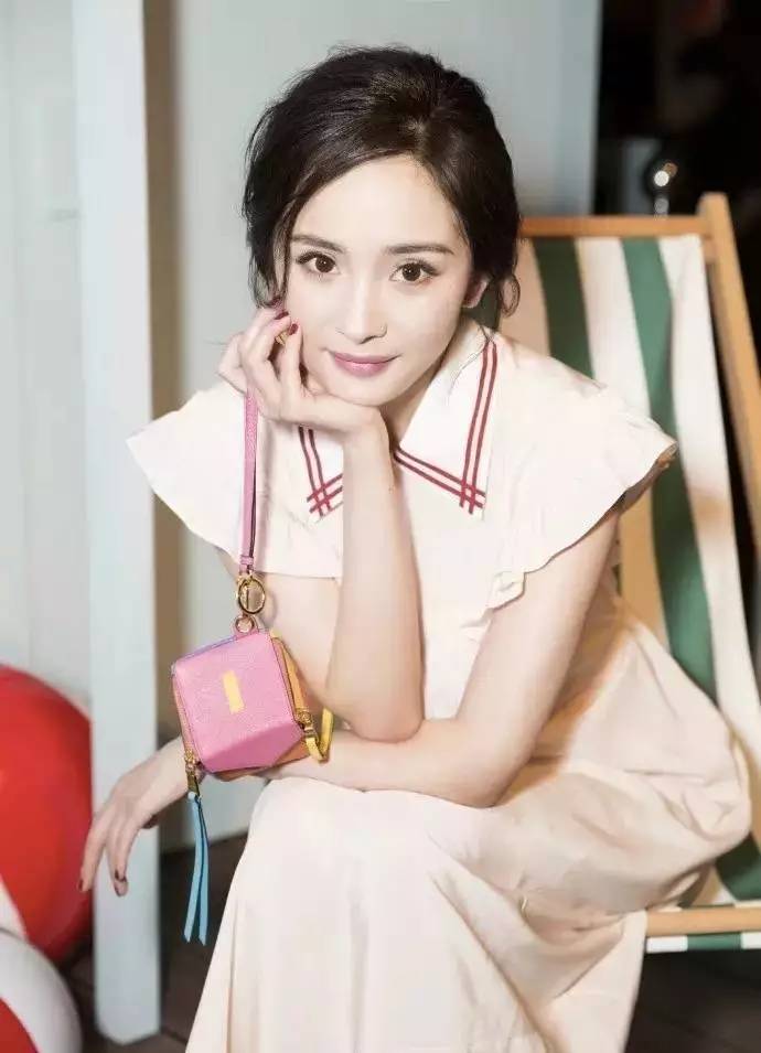 宋茜衣品图片,宋茜穿牛仔衣和牛仔裤