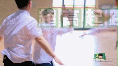 鹿晗打球足球,鹿晗真是又帅又美