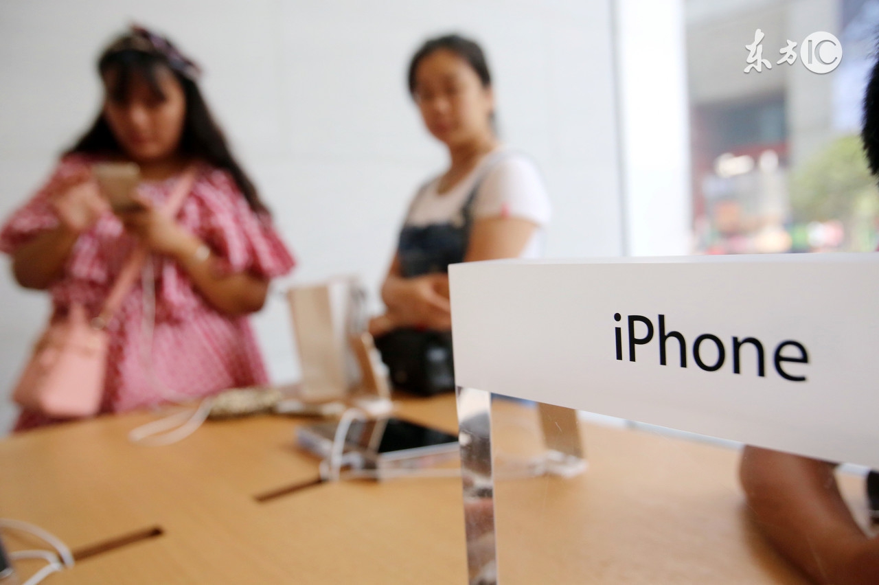 iPhone才满十岁，却已经干掉了两个市值千亿美元的品牌！