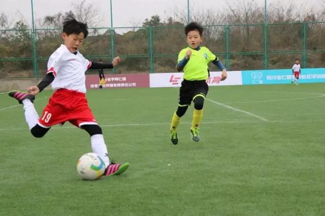 梦想足球训练营,南充奥航体育俱乐部