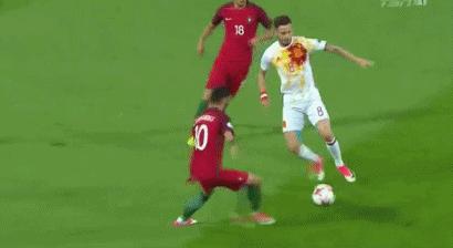 鐨囬┈涓満濡栦汉,椹珵濡栦汉缁村皵