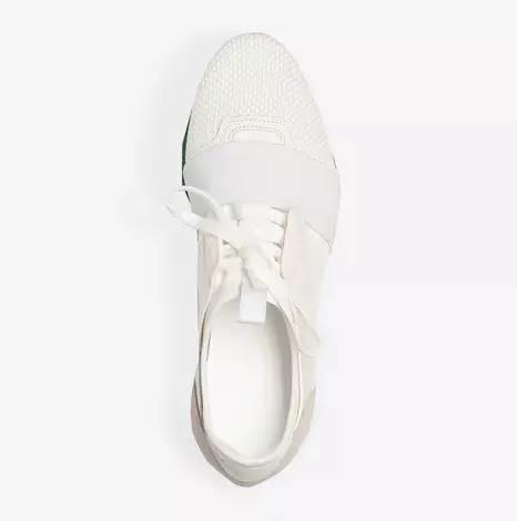 杨幂的最近穿的运动鞋,杨幂穿的薄荷绿运动鞋