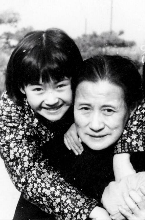 倪萍许晴陈红对比照片,许晴爸妈年轻照片