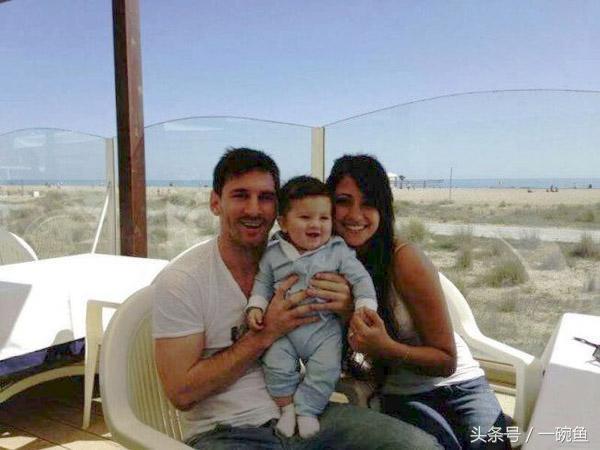 梅西大婚：所有的荣誉莫过于喜欢一个女孩21年