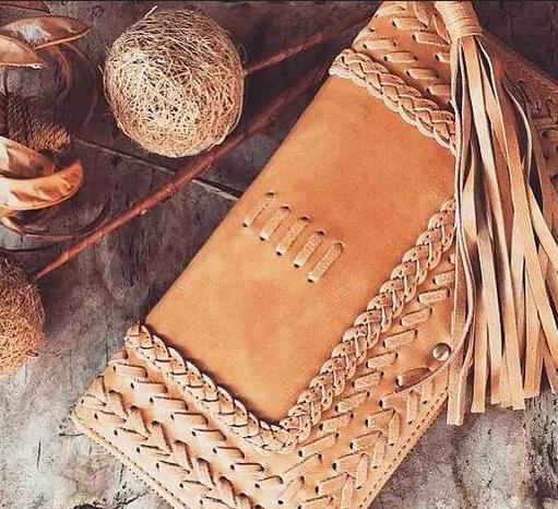 过期的化妆品不要扔了为了省钱,过期的化妆品要不要扔了