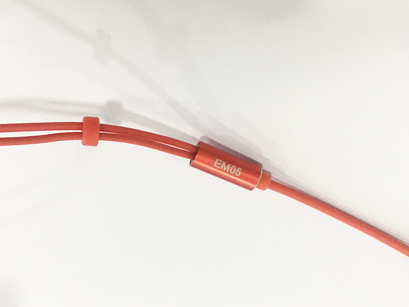 面条耳机的颜值与才华能否兼得