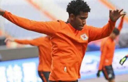 鲁能力量训练,鲁能青训攻击型中场