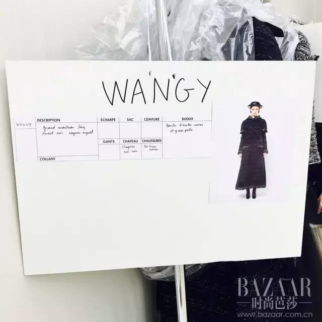 埃菲尔铁塔法国巴黎的浪漫地标,chanel秀场埃菲尔铁塔