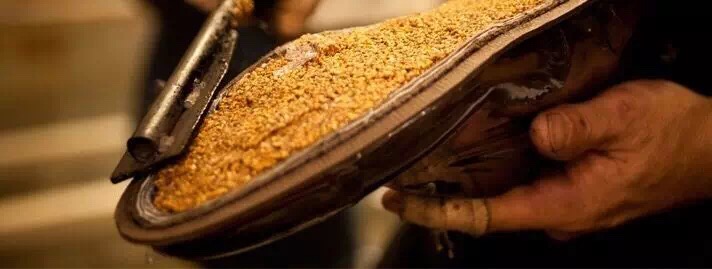 革新舍高级皮具护理有限公司,革新舍奢皮具护理工作室