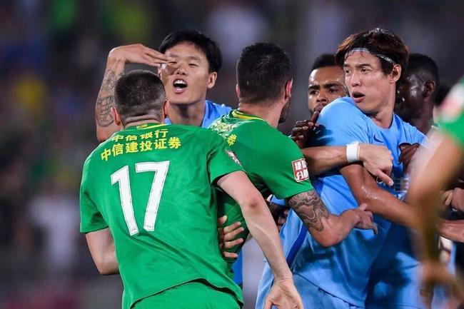 联赛违纪撞到“严打枪口”唯自认倒霉？国安、苏宁、恒大平静应对足协罚单