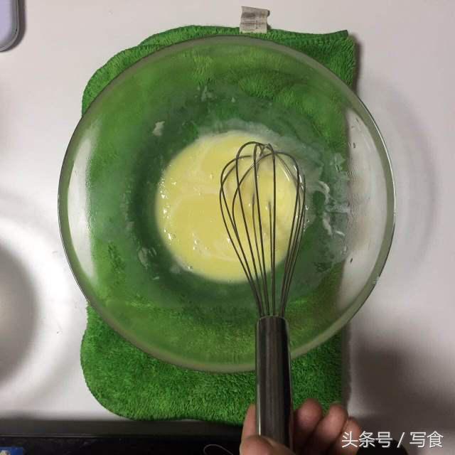 怎样让奶油裱花更硬挺,蛋糕奶油怎么打发硬挺不塌