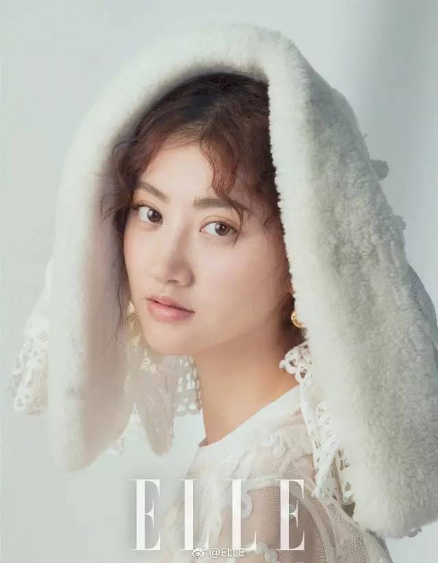 景甜活动照太时尚了美到不行,景甜在娱乐圈的长相