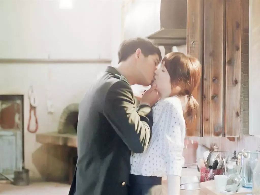 3分钟学会宋慧乔专属水光妆,get不到的韩国男明星