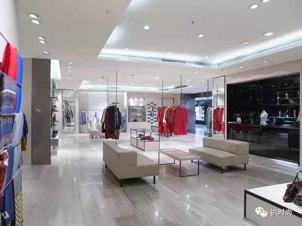 新手做服装是先拿货还是看货,新手做服装应该大量铺货吗