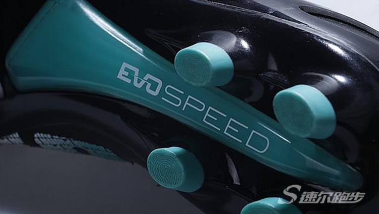 足球鞋子科普,足球鞋知识科普之如何挑选足球鞋