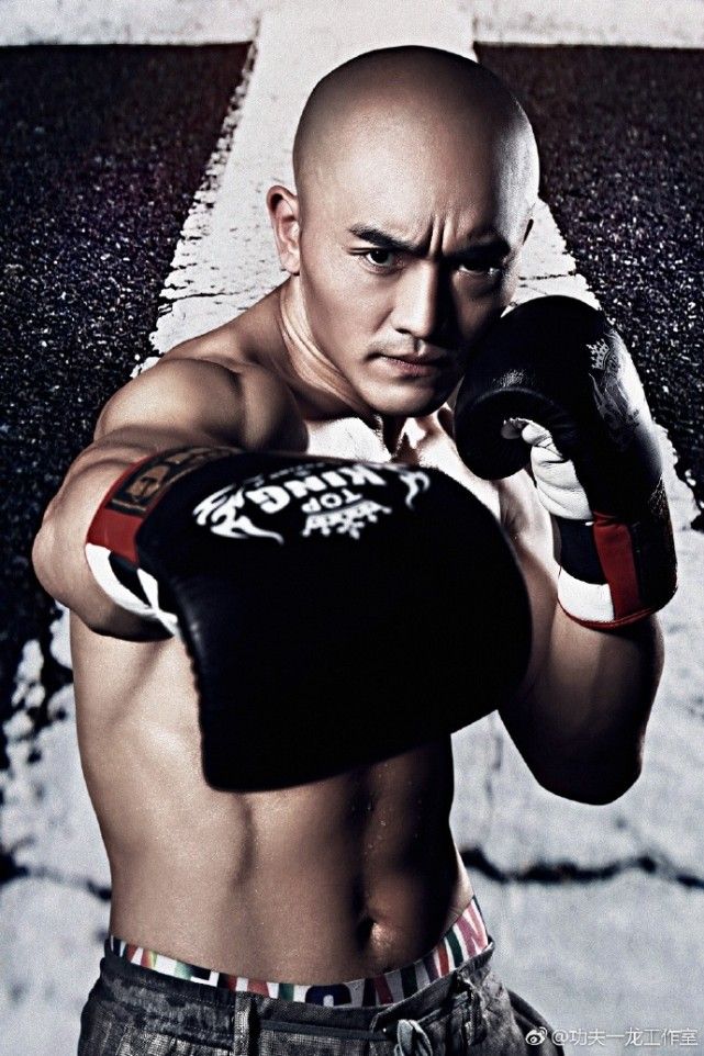 一龙秒杀泰森视频,一龙暴揍日本选手