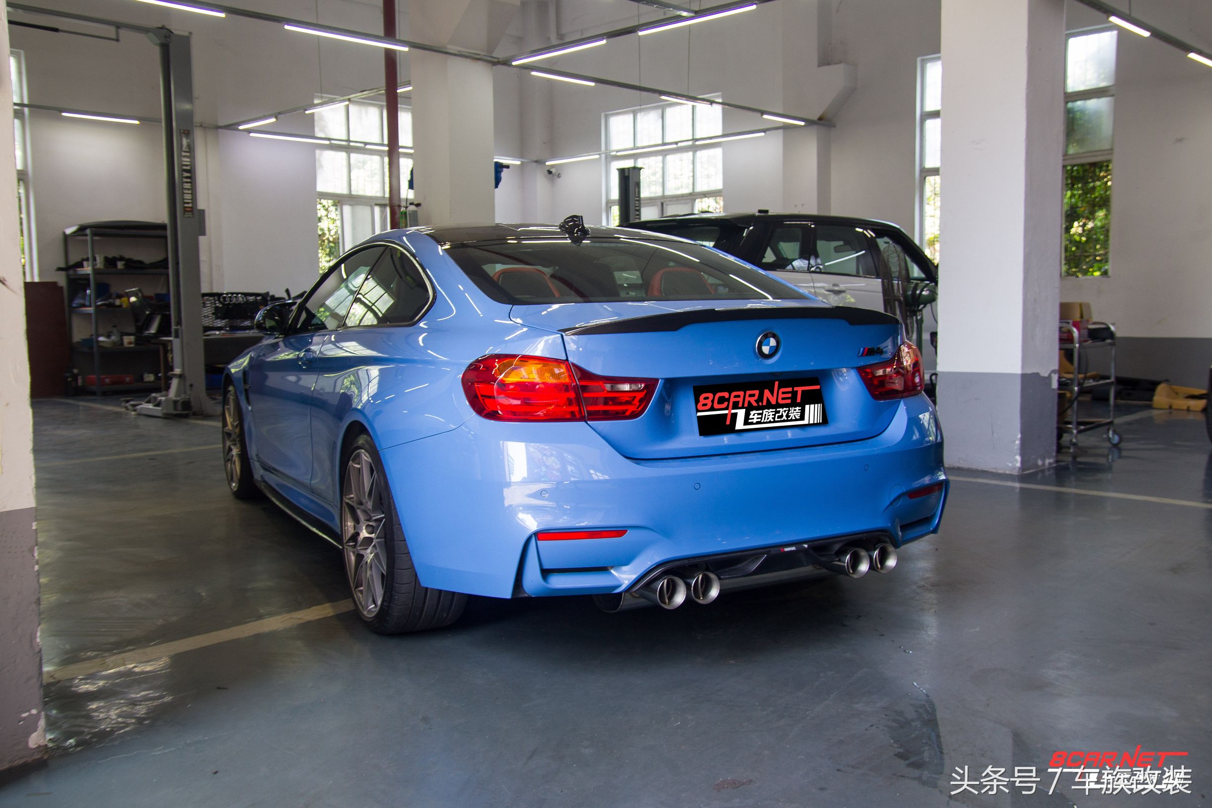 宝马m4雷霆版中出排气,宝马m4中间四出排气