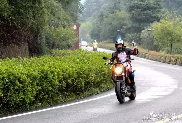 15款ktm690试驾,试驾KTM690Duke