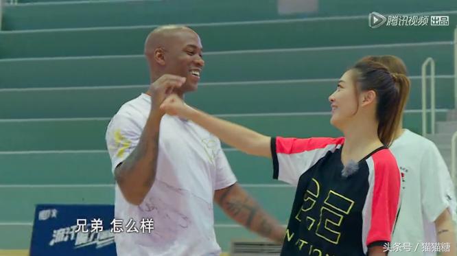 约吧大明星请来马布里，鹿晗秒变粉丝求合影，李晨高呼偶像，乔欣超淡定