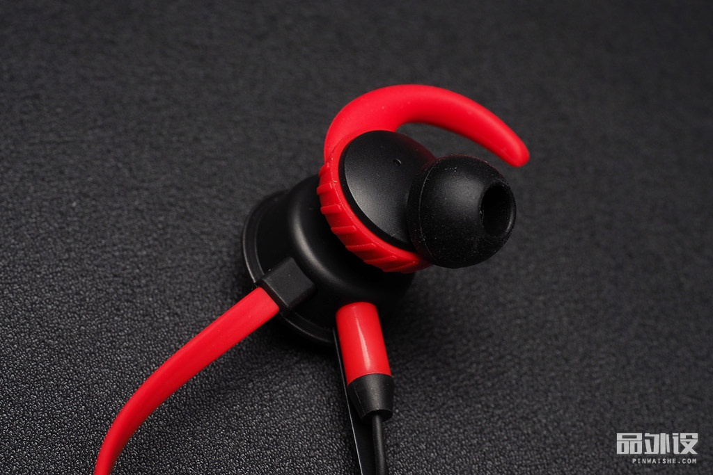 TteSPORTS隐者PRO专业版入耳式游戏耳机评测