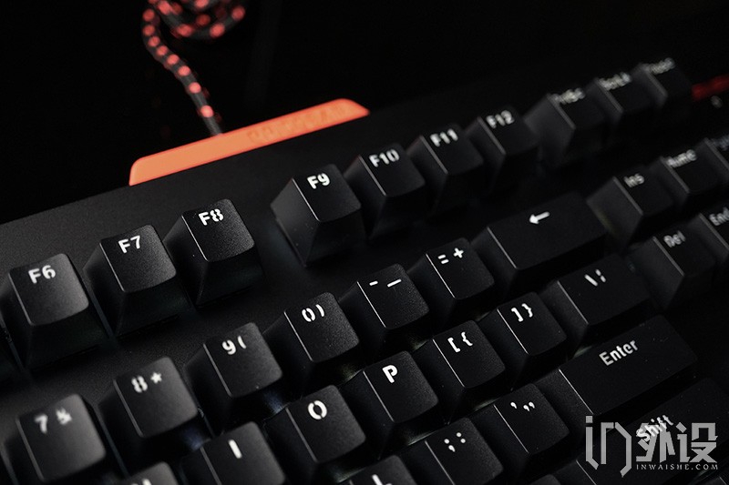 魔炼者1506机械键盘拆解,入门级客制化机械键盘横向评测