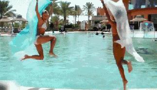 游泳池的“水”到底给女性朋友带来多少伤害！