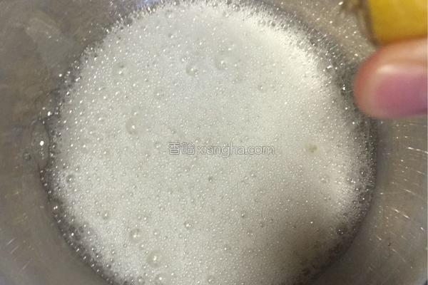 压力锅版懒人蛋糕,压力锅版蛋糕的做法