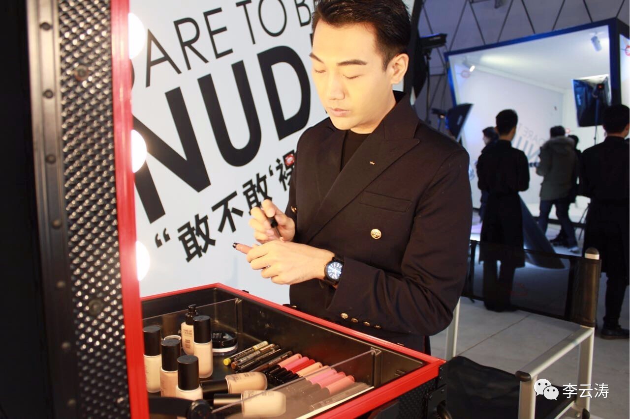李云涛MAKEUPFOREVER一“裸”到底玫珂菲全新双用水粉霜强势来袭新裸主义!你敢挑战吗