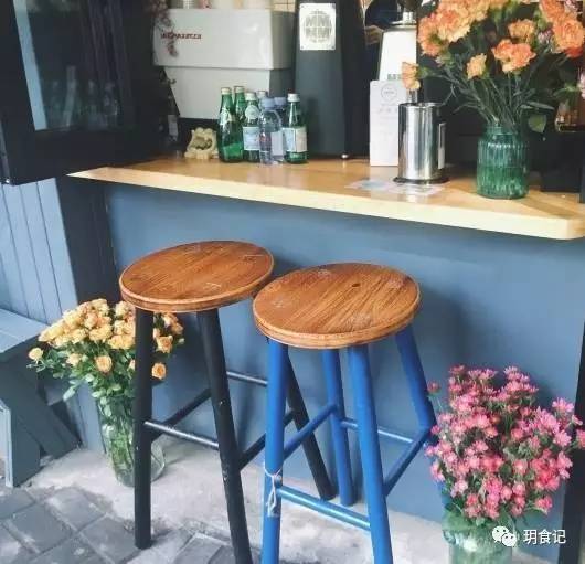 暴雨让城市颠倒,就算暴雨让城市颠倒我也会怀抱你