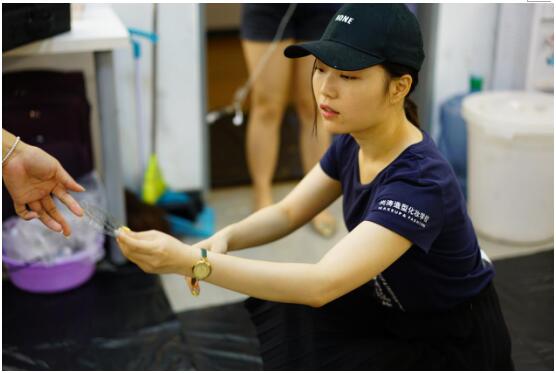 北京前十化妆学校排行榜,北京尚涛化妆学校的收费标准