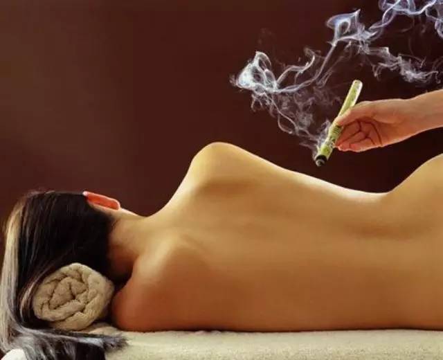 艾灸灸天阙穴有什么好处,艾灸天髎穴作用