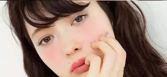 日系仿妆新手入门,仿妆的精髓和眼睛