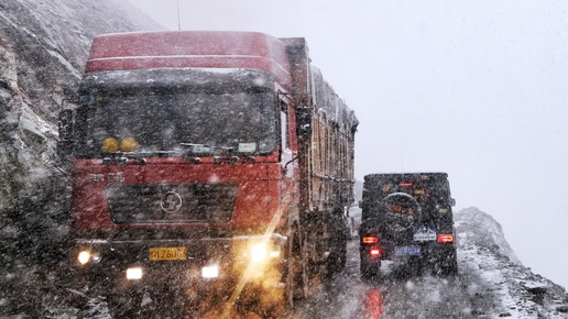 开着大通g50进藏,开奔驰g500去市区