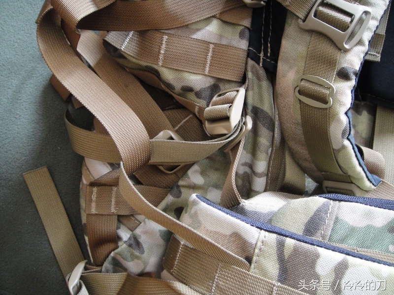 顶级经典背包,轻便军事背包性价比高