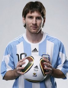 足球绝代双骄之——梅西——球门颤抖吧！