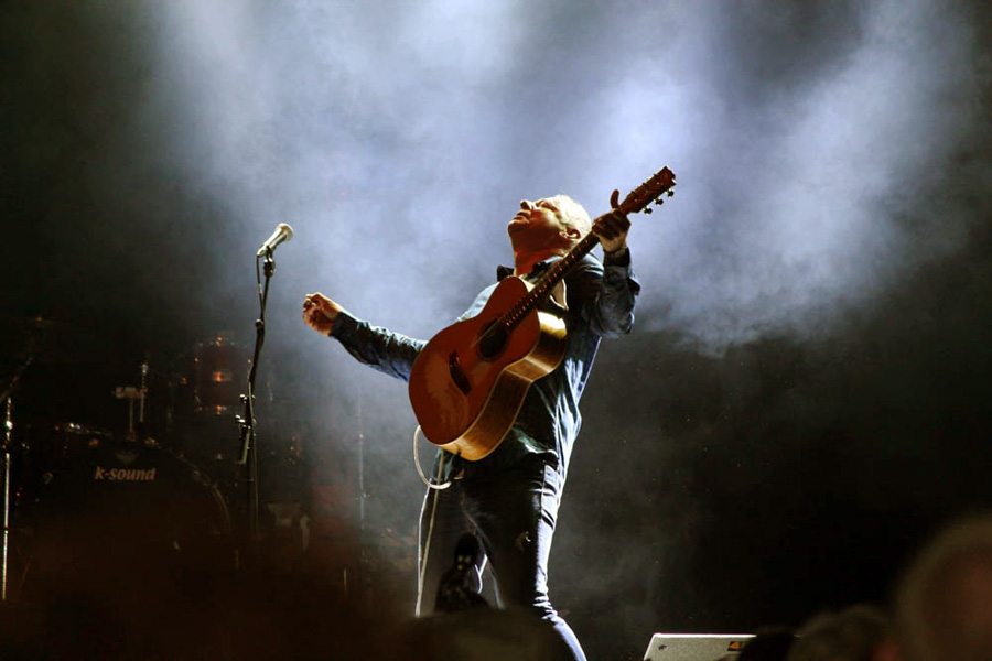 指弹吉他之神TommyEmmanuel2017北京上海站九月上演！