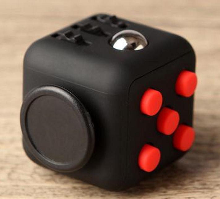 你压力大吗?指尖陀螺,减压*子骰**,盗梦空间陀螺帮你减压!