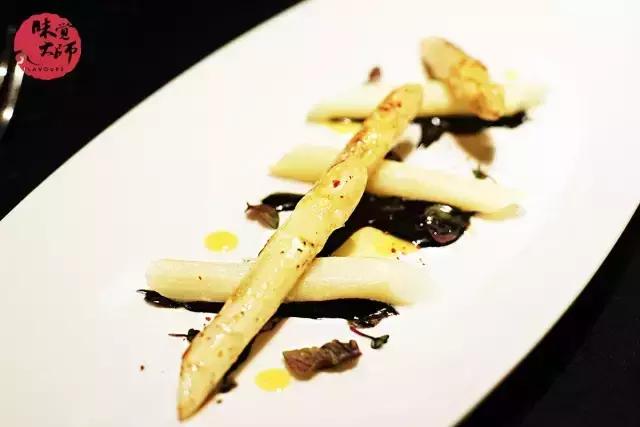 白芦笋季娇嫩可口，怎样才能吃到