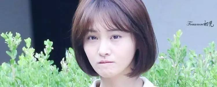 郑爽泪沟、眼袋明显到糊住镜头，学生*党**们的通病该怎么治？