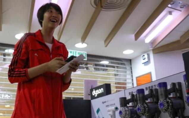 中国女排朱婷年薪,中国女排血拼