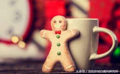 白癜风好转的5个迹象别错过,白癜风30年后慢慢变好了